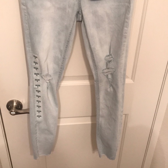 Old navy rockstar super skinny high rise - Picture 3 of 5